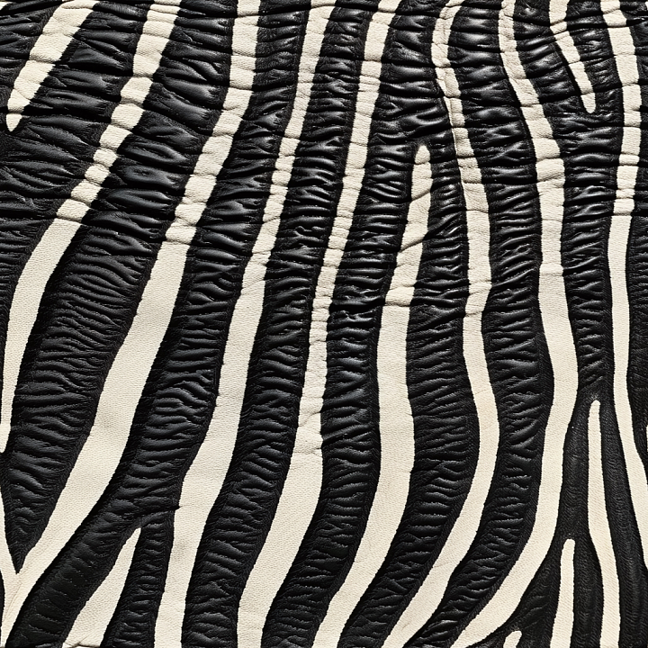 Black and White Textured Leather with Wrinkled Grain Pattern seamless PBR texture preview