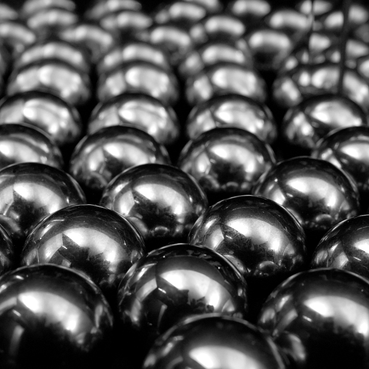 High-Gloss Reflective Metallic Spheres for Rendering seamless PBR texture preview