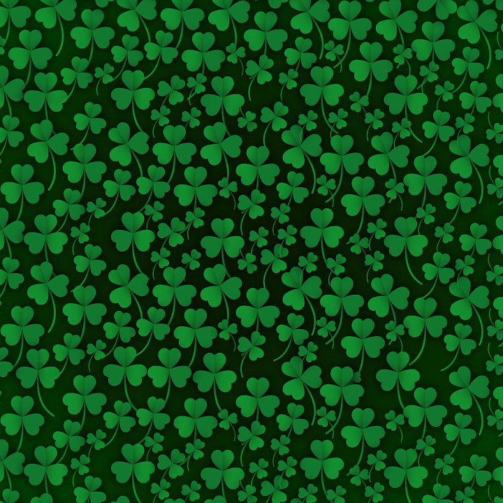 Shamrock Leaf Pattern in Green seamless PBR texture preview